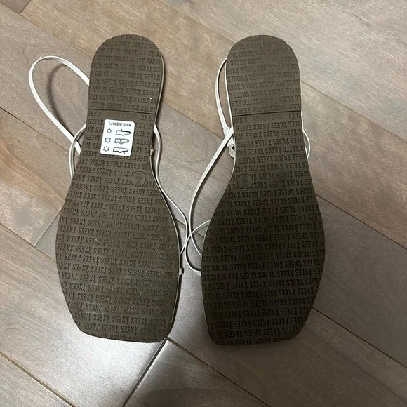 TKEES Cream Strappy Sandals - Picture 3 of 6